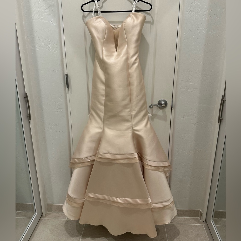 Worn twice. Jovani strapless tiered mermaid gown